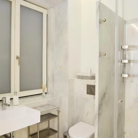 Trendy Chic - Checkinhome *