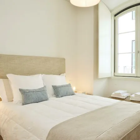 Trendy Chic - Checkinhome Lägenhet