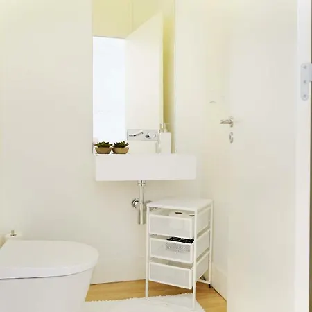 Trendy Chic - Checkinhome Lissabon